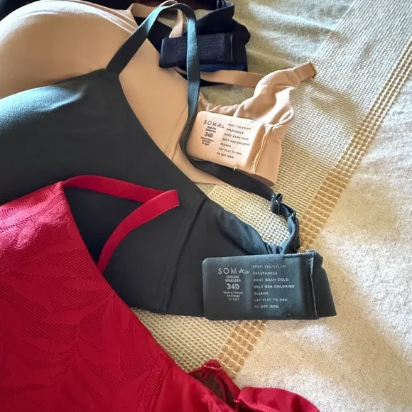 Soma Size 34D Enbliss Wireless Bras - Bundle of 5 - Picture 2 of 7
